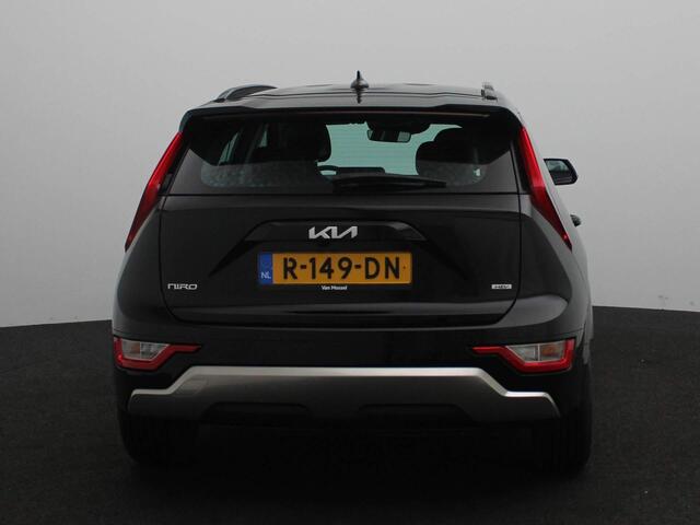 KIA Niro 1.6 GDi Hybrid DynamicLine | Parkeersensoren met achteruitrijcamera | Navigatie | Climate Control | Lichtmetalen velgen | Metaalkleur |