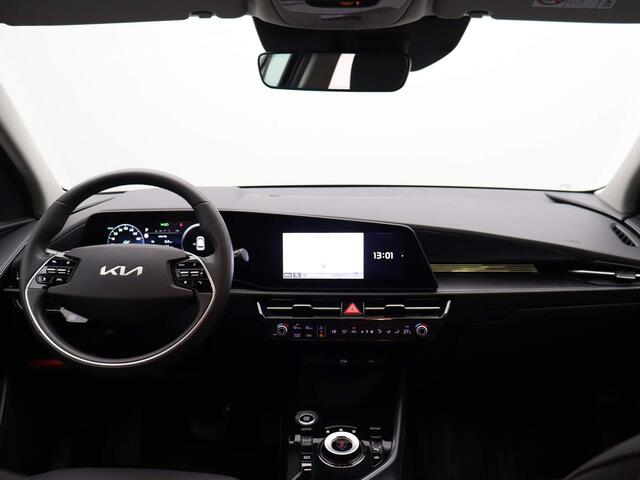 KIA Niro 1.6 GDi Hybrid DynamicLine | Parkeersensoren met achteruitrijcamera | Navigatie | Climate Control | Lichtmetalen velgen | Metaalkleur |