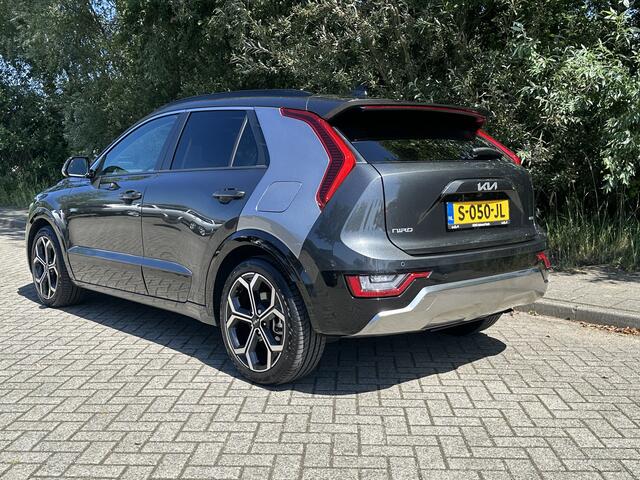 KIA Niro 1.6 GDi Hybrid ExecutiveLine Meest Luxe uitvoering Schuifdak Trekhaak info: M. Safari 0492588976