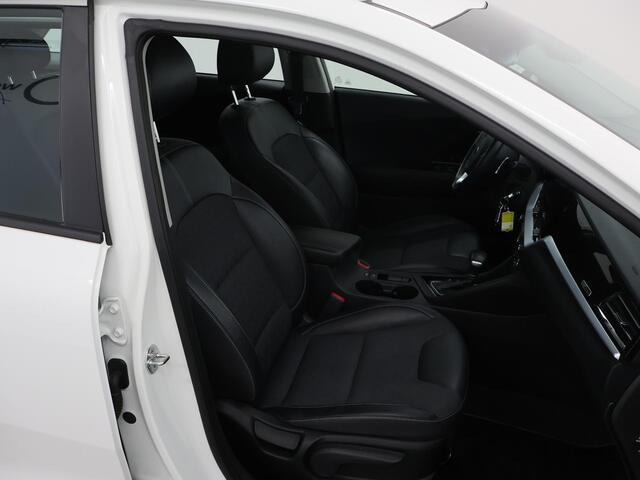 KIA Niro 1.6 GDi PHEV DynamicLine | Adaptieve Cruise Control | Navigatie | Parkeercamera | Climate control |