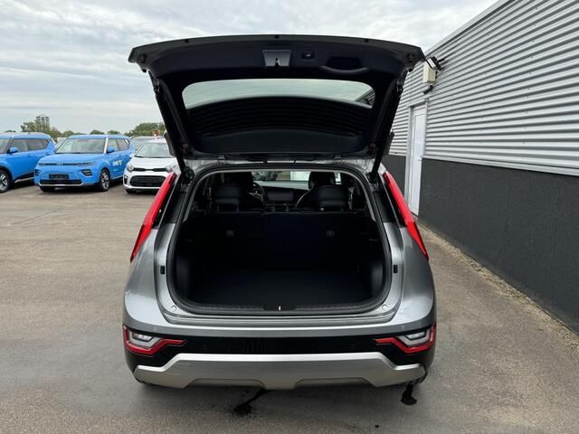 KIA Niro 1.6 GDi Hybrid DynamicPlusLine ¤2700 Voordeel! ACTIEPRIJS! Nieuw uit voorraad leverbaar. Meerdere kleuren snel leverbaar