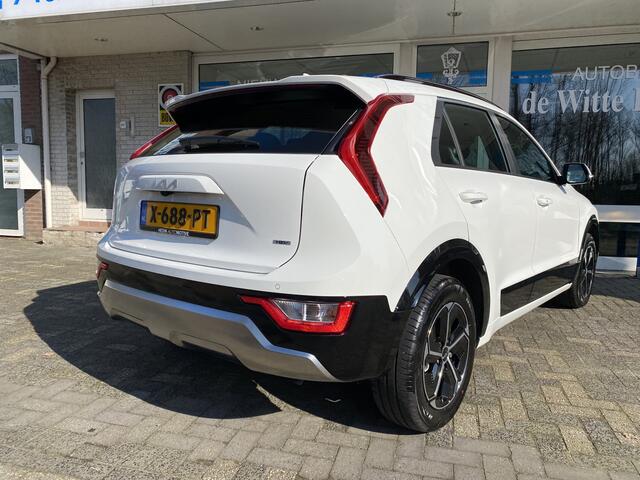 KIA Niro 1.6 GDi Hybrid DynamicLine Navigatie Full map*Achteruitrij camers//Cruise control Adaptief Stop&Co/ Climate contr. Autom./Apple Carplay/Keyless entryenStart/Led Mistlampen/Dagrijverl./Elektr. verst.b. en verw. Buitensp