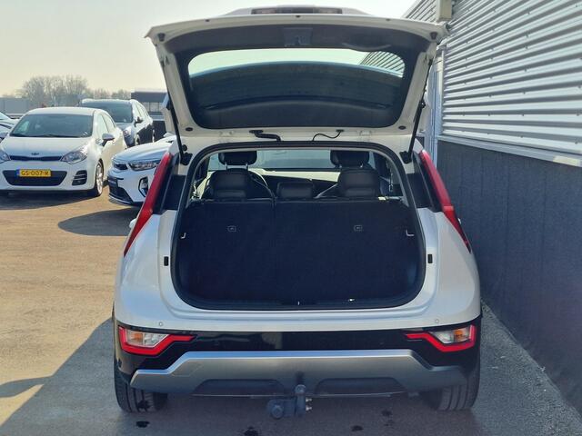 KIA Niro 1.6 GDi Hybrid DynamicLine Navigatie, Trekhaak, Parkeersensoren voor + achter, Adaptieve cruise control, Achteruitrijcamera, Climate control, BTW-auto, Smart Key