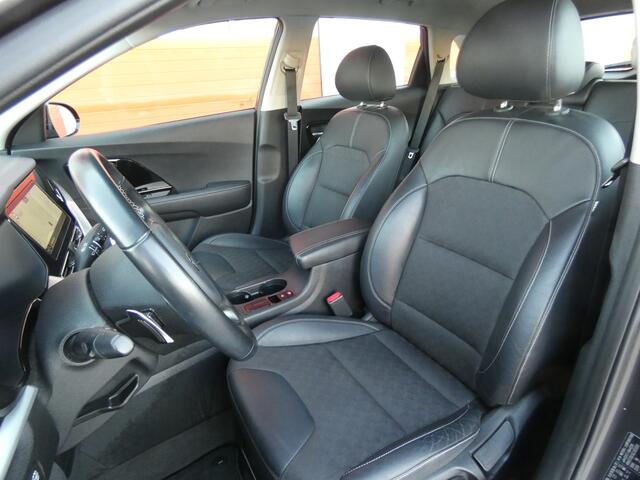 KIA Niro 1.6 GDi Hybrid DynamicLine/ lage km/ zeer mooi!