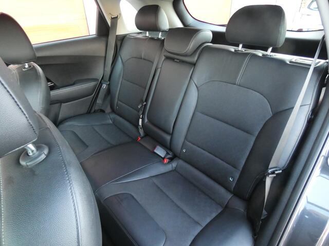 KIA Niro 1.6 GDi Hybrid DynamicLine/ lage km/ zeer mooi!