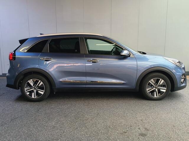 KIA Niro 1.6 GDi PHEV DynamicLine uit 2022 Rijklaar + Fabrieksgarantie tot 2-2029 Henk Jongen Auto's in Helmond, al 50 jaar service zoals 't hoort!
