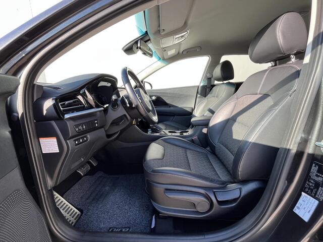 KIA Niro 1.6 GDi PHEV DynamicLine Automaat / Dealer onderhouden / Stuur- en stoelverwarming / Navigatie / Apple Carplay Android / Adaptieve Cruise Control / Achteruitrij camera / JBL Soundsystem