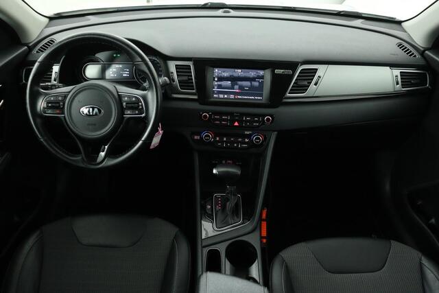 KIA Niro 1.6 GDi Hybrid DynamicLine | 1e eigenaar | Carplay | Trekhaak | Camera | Half leder | Climate control | Bluetooth | PDC | Cruise control