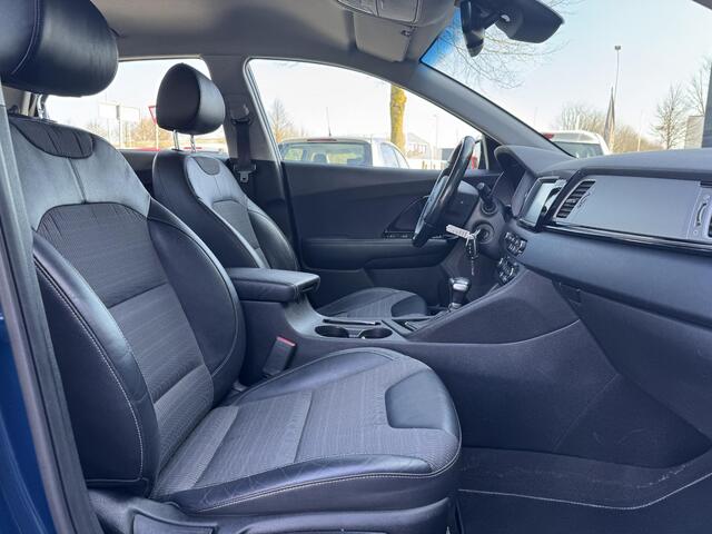 KIA Niro 1.6 GDi Hybrid First Edition 2e Eigenaar,Navi,Camera,Trekhaak,Halfleder,Pdc,Clima,Cruise,Lmv,Delaer onderhouden,Nieuwe Apk bij Aflevering