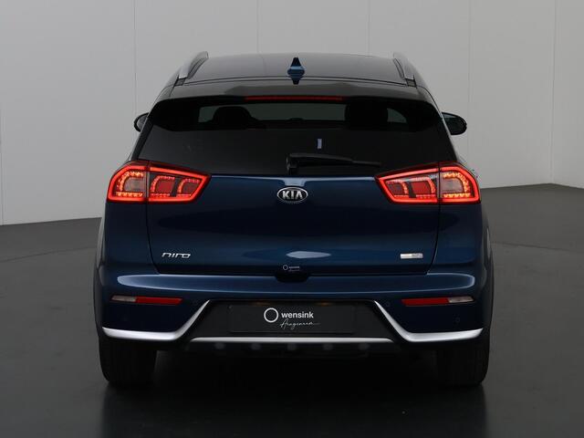 KIA Niro 1.6 GDi Hybrid ExecutiveLine | Trekhaak | Panoramadak | Lederen Bekleding | JBL Audio | Dodehoekdetectie | Stoel/Stuurwielverwarming | Stoelventilatie | Elektrisch bedienbare bestuurdersstoel met geheugenfunctie
