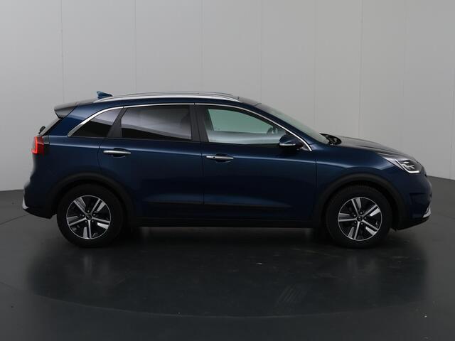 KIA Niro 1.6 GDi Hybrid ExecutiveLine | Trekhaak | Panoramadak | Lederen Bekleding | JBL Audio | Dodehoekdetectie | Stoel/Stuurwielverwarming | Stoelventilatie | Elektrisch bedienbare bestuurdersstoel met geheugenfunctie