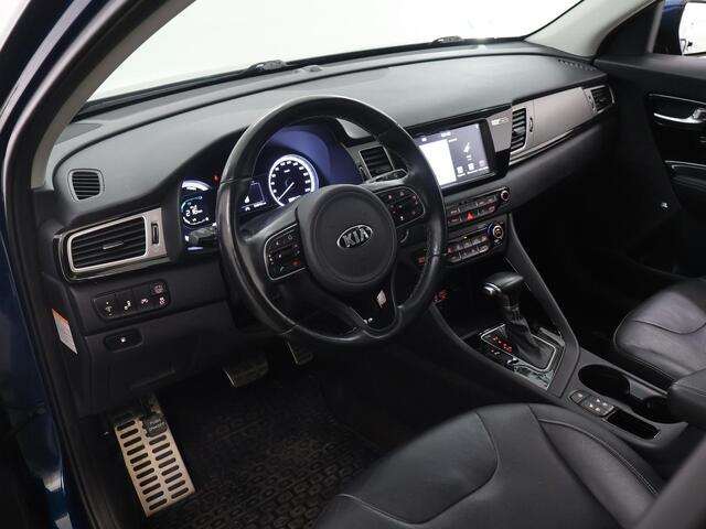 KIA Niro 1.6 GDi Hybrid ExecutiveLine | Trekhaak | Panoramadak | Lederen Bekleding | JBL Audio | Dodehoekdetectie | Stoel/Stuurwielverwarming | Stoelventilatie | Elektrisch bedienbare bestuurdersstoel met geheugenfunctie