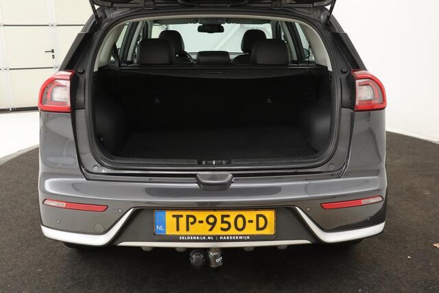 KIA Niro 1.6 GDi Hybrid DynamicLine | Trekhaak | Carplay | Camera | Half leder | PDC | Navigatie | Climate control | Cruise control