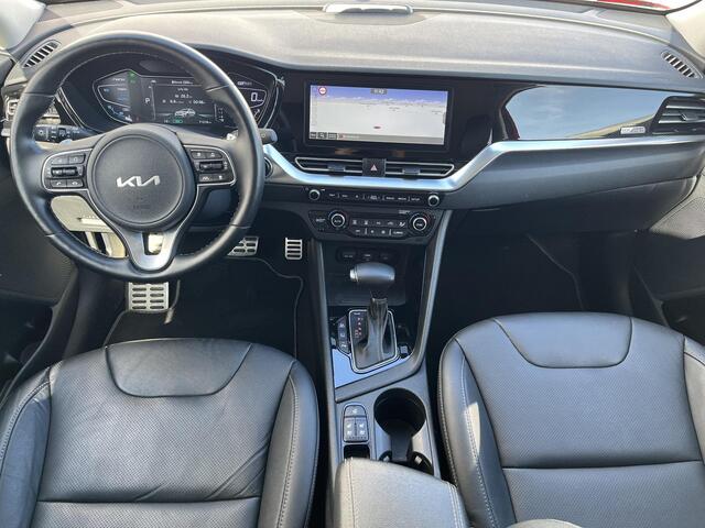 KIA Niro 1.6 GDi PHEV ExecutiveLine Automaat / Trekgewicht 1.300 kg / Stuur- en stoelverwarming en verkoeling / Apple Carplay Android / Adaptieve Cruise Control / Achteruitrij camera / JBL Soundsystem