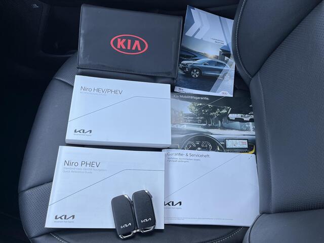 KIA Niro 1.6 GDi PHEV ExecutiveLine Automaat / Trekgewicht 1.300 kg / Stuur- en stoelverwarming en verkoeling / Apple Carplay Android / Adaptieve Cruise Control / Achteruitrij camera / JBL Soundsystem