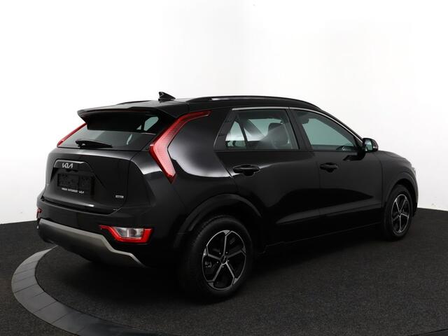 KIA Niro 1.6 GDi Hybrid DynamicLine - Automaat - Apple Carplay/Android Auto - Navigatie - Parkeersensoren voor en achter - Fabrieksgarantie tot 2032