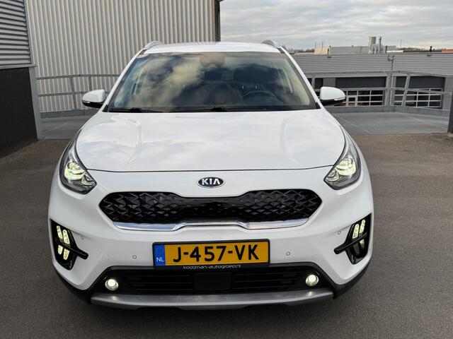 KIA Niro 1.6 GDi Hybrid DynamicPlusLine Navigatie, Lederen bekleding, Stoel- & Stuurwielverwarming, Dodehoekdetectie, Nieuw geleverd en dealeronderhouden, 1e eign. BTW-auto