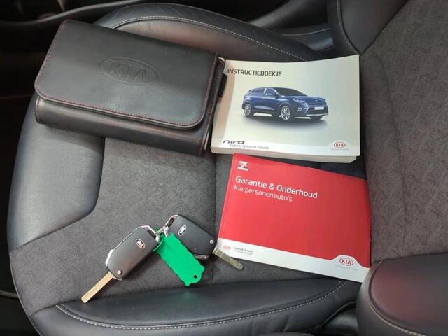 KIA Niro 1.6 GDi Hybrid ExecutiveLine NL AUTO | HALF LEDER | CAMERA |
