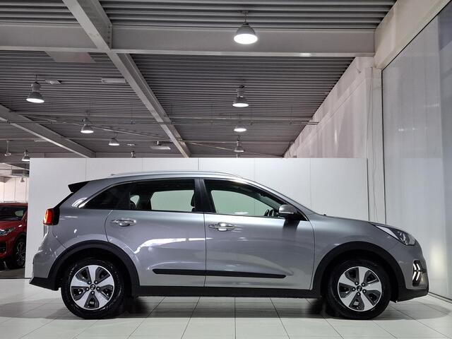KIA Niro 1.6 GDi Hybrid DynamicLine , Navigatie, achteruitrijcamera, Apple Carplay/Android Auto, cruise control adaptief.