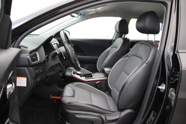 KIA Niro E-Niro DynamicLine 64 kWh - Navi, Clima, Stoelverw.
