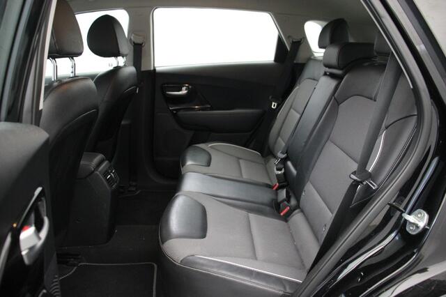 KIA Niro E-Niro DynamicLine 64 kWh - Navi, Clima, Stoelverw.