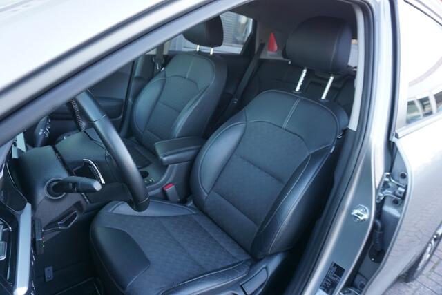 KIA Niro 1.6 GDi Hybrid ExecutiveLine | Incl. BTW | Face Lift | ACC | Camera | Navigatie | Origineel NL |