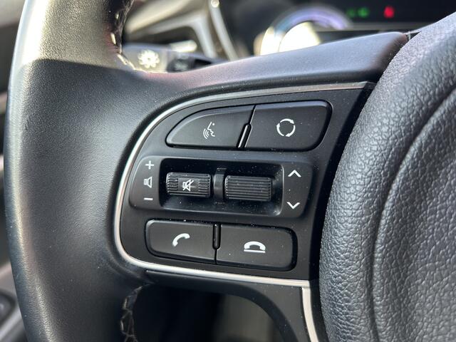 KIA Niro 1.6 GDi Hybrid ComfortLine // NAVI // CAMERA // CLIMA // ADAPTIV CRUISE