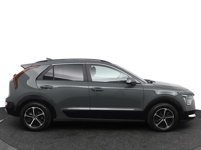 KIA Niro 1.6 GDi Hybrid DynamicPlusLine - Schuif/kanteldak - Adaptief Cruise Control - Stoel/Stuurverwarming - Parkeerhulp voor & achter - Navigatie Fabrieksgarantie tot 06-2031