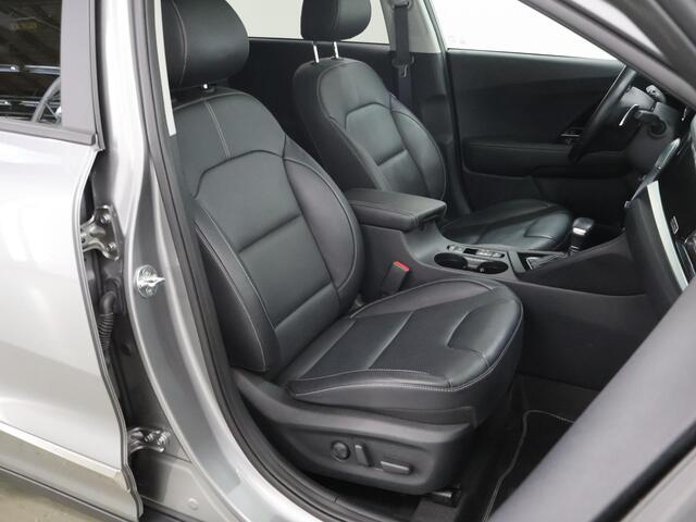 KIA Niro 1.6 GDi PHEV ExecutiveLine | JBL | Dodehoekdetectie | Stoel/Stuurwielverwarming | Elektrisch verstelb. bestuurdersstoel met geheugen | Stoelventilatie