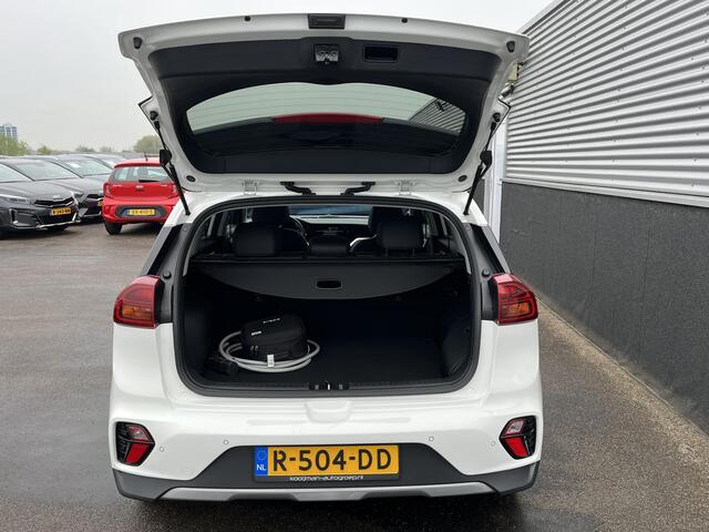 KIA Niro 1.6 GDi PHEV DynamicPlusLine Navigatie, Lederen bekleding, stoel- & Stuurwielverwarming, Dodehoekdetectie, Nieuw geleverd en dealeronderhouden, 1e eign. Nieuw logo