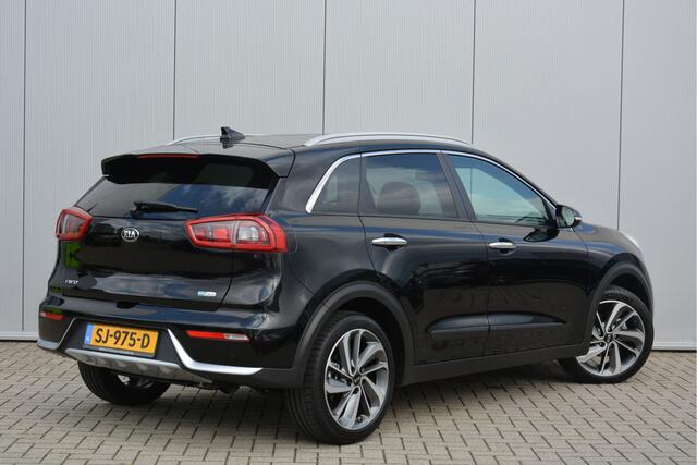 KIA Niro 1.6 GDi Hybrid Edition Navigatie, Schuifdak, Half Leder, 18"Lm, Stoelverwarming, Achteruitrijcamera