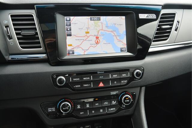 KIA Niro 1.6 GDi Hybrid Edition Navigatie, Schuifdak, Half Leder, 18"Lm, Stoelverwarming, Achteruitrijcamera