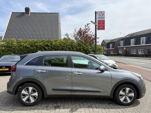 KIA Niro Hybrid DynamicLine Aut., Camera | Trekhaak | Navi & CarPlay