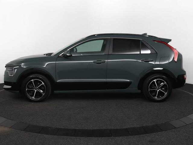 KIA Niro 1.6 GDi Hybrid DynamicPlusLine - Schuifkanteldak - Stoelverwarming - Parkeerhulp voor & achter - Navigatie - Fabrieksgarantie tot 06-2031