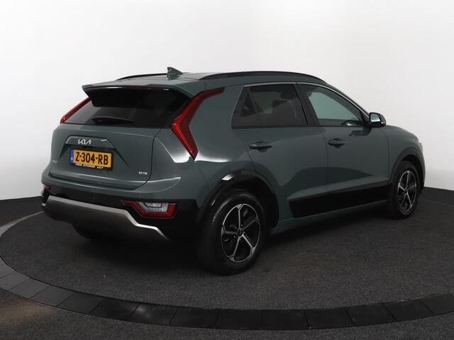 KIA Niro 1.6 GDi Hybrid DynamicPlusLine - Schuifkanteldak - Stoelverwarming - Parkeerhulp voor & achter - Navigatie - Fabrieksgarantie tot 06-2031