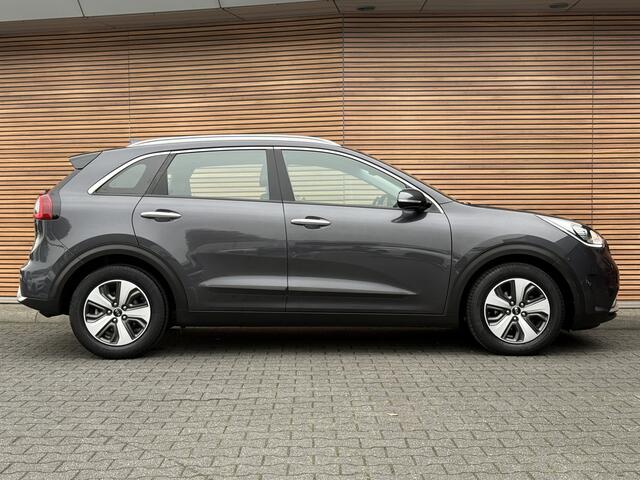 KIA Niro 1.6 GDi Hybrid First Edition Navi / Camera / Clima / Cruise