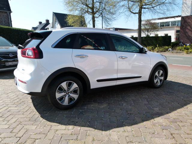 KIA Niro 1.6 GDi Hybrid DynamicLine, ADAPT.CC/AUTOM. STUREN