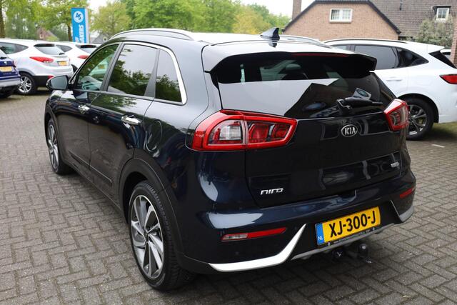 KIA Niro 1.6 GDi Hybrid ExecutiveLine CAMERA LEER+MEMORY TREKHAAK STOELVENTILATIE 4xSTOELVERWARMING JBL CARPLAY DAB STUURVERWARMING NAP DEALER-ONDERHOUDEN GSM-LADER 18"LMV DODEHOEK ENZ! ENZ!