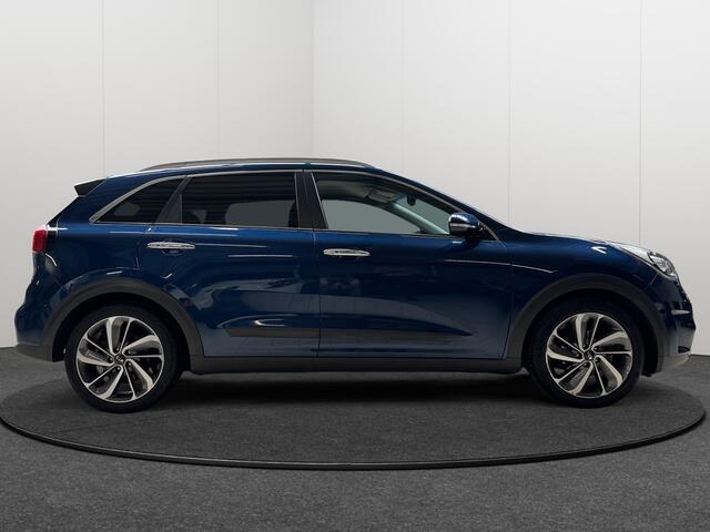 KIA Niro 1.6 GDi Hybrid ExecutiveLine | Navigatie | Stoelverwarming en koeling | memory seats | Lederen interieur | Parkeersensoren | Trekhaak|