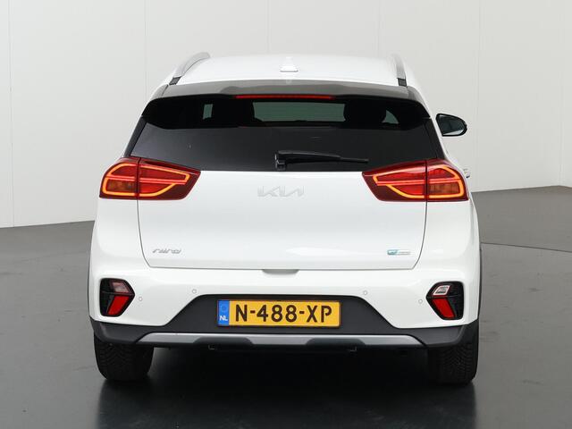 KIA Niro 1.6 GDi Hybrid DynamicPlusLine | Parkeercamera | Stoelverwarming | Navigatiesysteem | Dodehoekdetctie | Stoel&Stuurverwarming | Keyless Go |