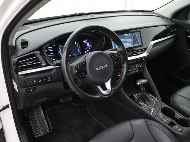 KIA Niro 1.6 GDi Hybrid DynamicPlusLine | Parkeercamera | Stoelverwarming | Navigatiesysteem | Dodehoekdetctie | Stoel&Stuurverwarming | Keyless Go |