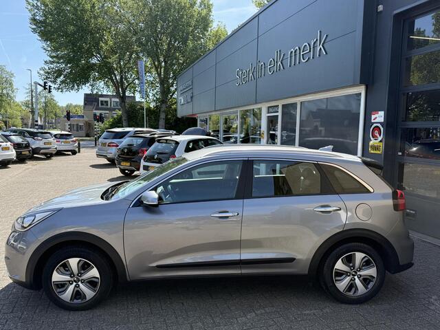 KIA Niro 1.6 GDi Hybrid DynamicLine / Airco clima/ Navigatie/ Apple carplay/ Cruise/ Camera/ PDC/ Trekhaak/ LMV
