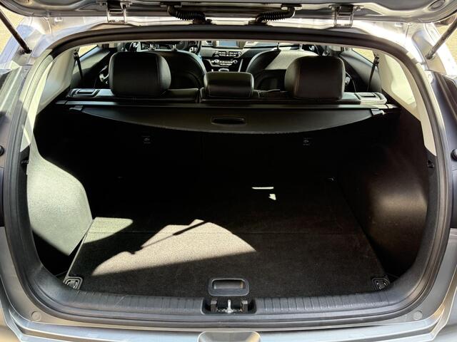 KIA Niro 1.6 GDi Hybrid DynamicLine / Airco clima/ Navigatie/ Apple carplay/ Cruise/ Camera/ PDC/ Trekhaak/ LMV