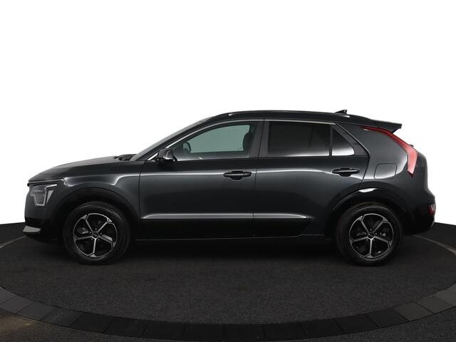 KIA Niro 1.6 GDi Hybrid DynamicPlusLine Parkeersensoren voor & achter - Lederen interieur - Schuif-/kanteldak - Fabrieksgarantie tot 04-2031