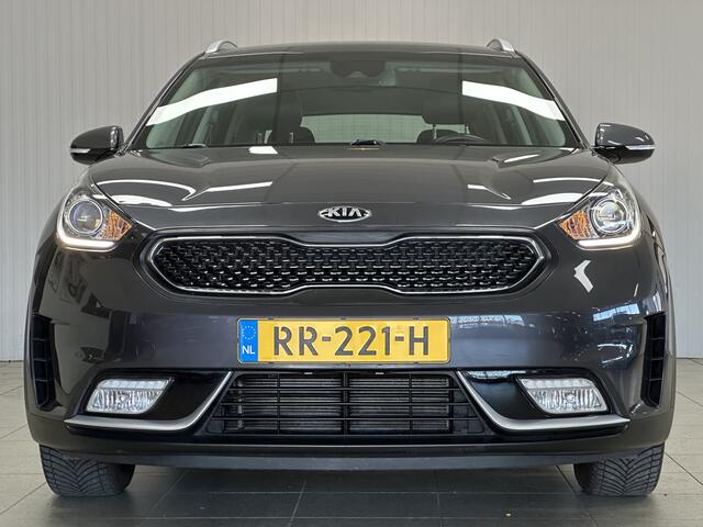 KIA Niro 1.6 GDi Hybrid ExecutiveLine/ Automaat/ Trekhaak/ Camera/ Lane-Assist./ Apple + Android/ Half-Leder/ Navi/ Clima/ Cruise/ Elek. pakket/ Isofix/ Bluetooth/ Armsteun/ Multi. LEDER. Stuur/ 16'' LMV/ Mistl./ PDC/ LED Dagrijve