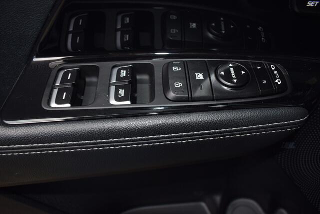 KIA Niro 1.6i-16V Hybrid Executive DCT6/Autom. ECC Cr.Control-Adapt. Navi+Camera BT+USB Leder+Verw.+Koeling 18"LMV Trekhaak Tot 10Jr. Kia-Garantie