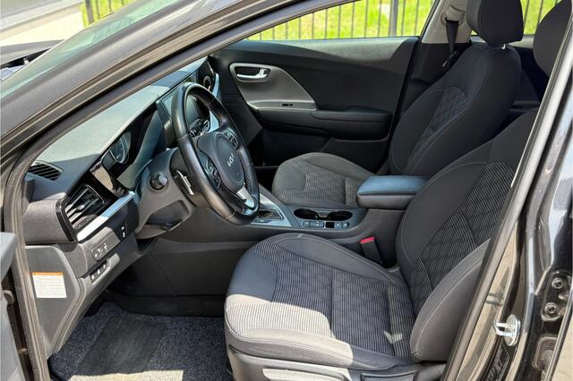 KIA Niro 1.6 GDi PHEV Dynamic Line 144pk - Stoel/Stuur verwarming - Camera - Carplay - ACC - Rijklaar