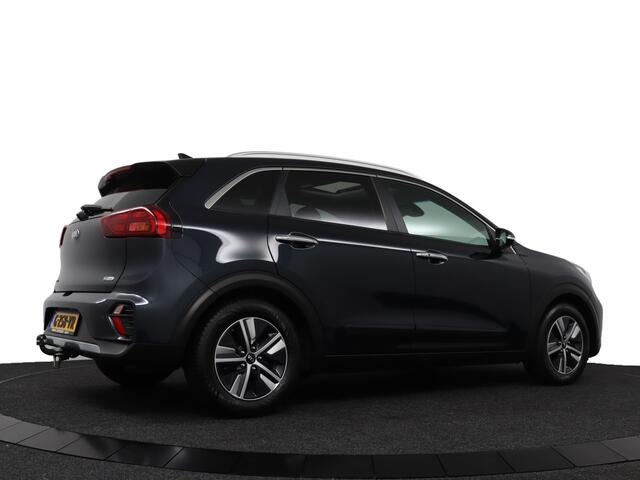 KIA Niro 1.6 GDi Hybrid ExecutiveLine - Lederen bekleding - Stuur & stoelverwarming - Stoelventilatie - Apple Carplay/Android Auto - Trekhaak - All Season Banden - Fabrieksgarantie tot 12-2026