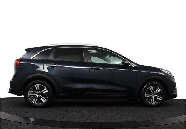 KIA Niro 1.6 GDi Hybrid ExecutiveLine - Lederen bekleding - Stuur & stoelverwarming - Stoelventilatie - Apple Carplay/Android Auto - Trekhaak - All Season Banden - Fabrieksgarantie tot 12-2026