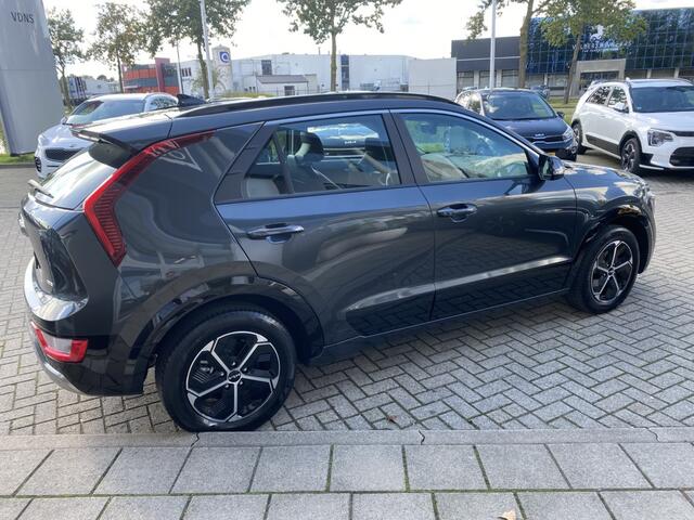 KIA Niro 1.6 GDi Hybrid DynamicLine Navi+Camera // PDC v+a // Adaptieve Cruise // Keyless // Apple Car Play info Roel 0492-588951